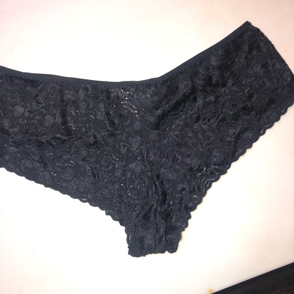 Lace cheeky panties - Picture 3 of 4